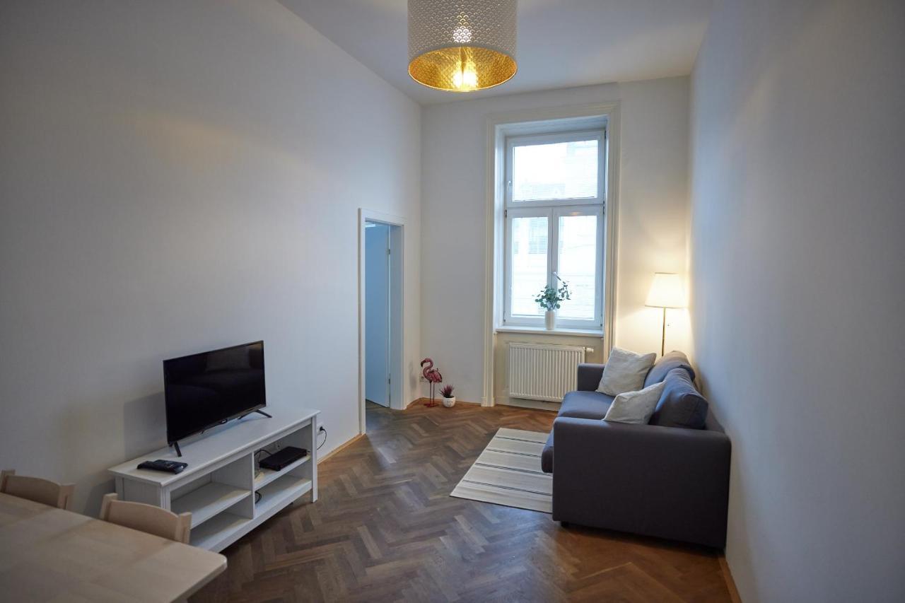 Self-Check-In & Perfect Metro Connection I Apartamento Viena Exterior foto